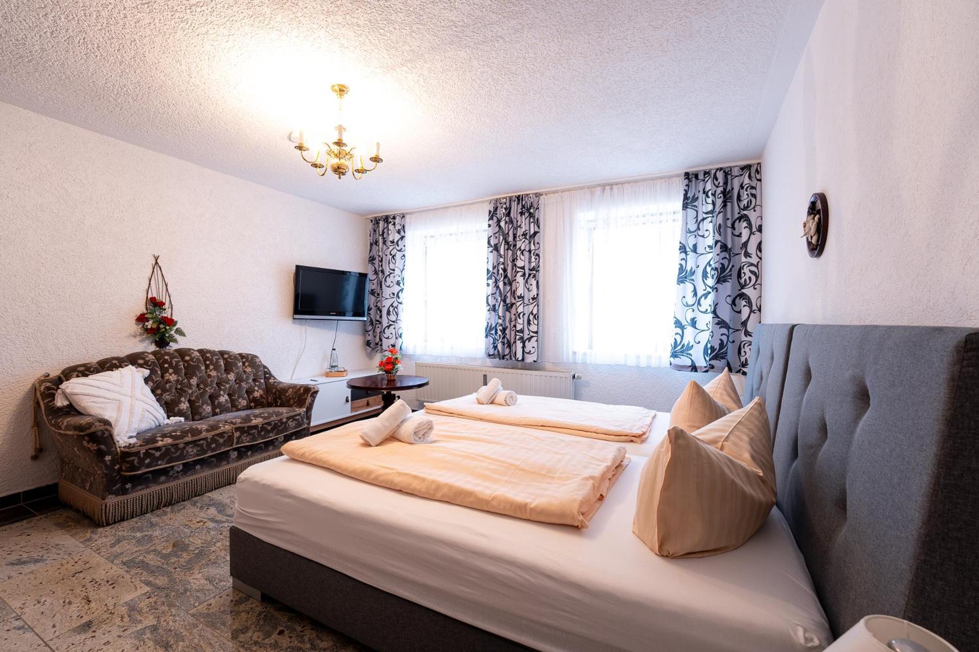Pension Krone Freiberg Dış mekan fotoğraf